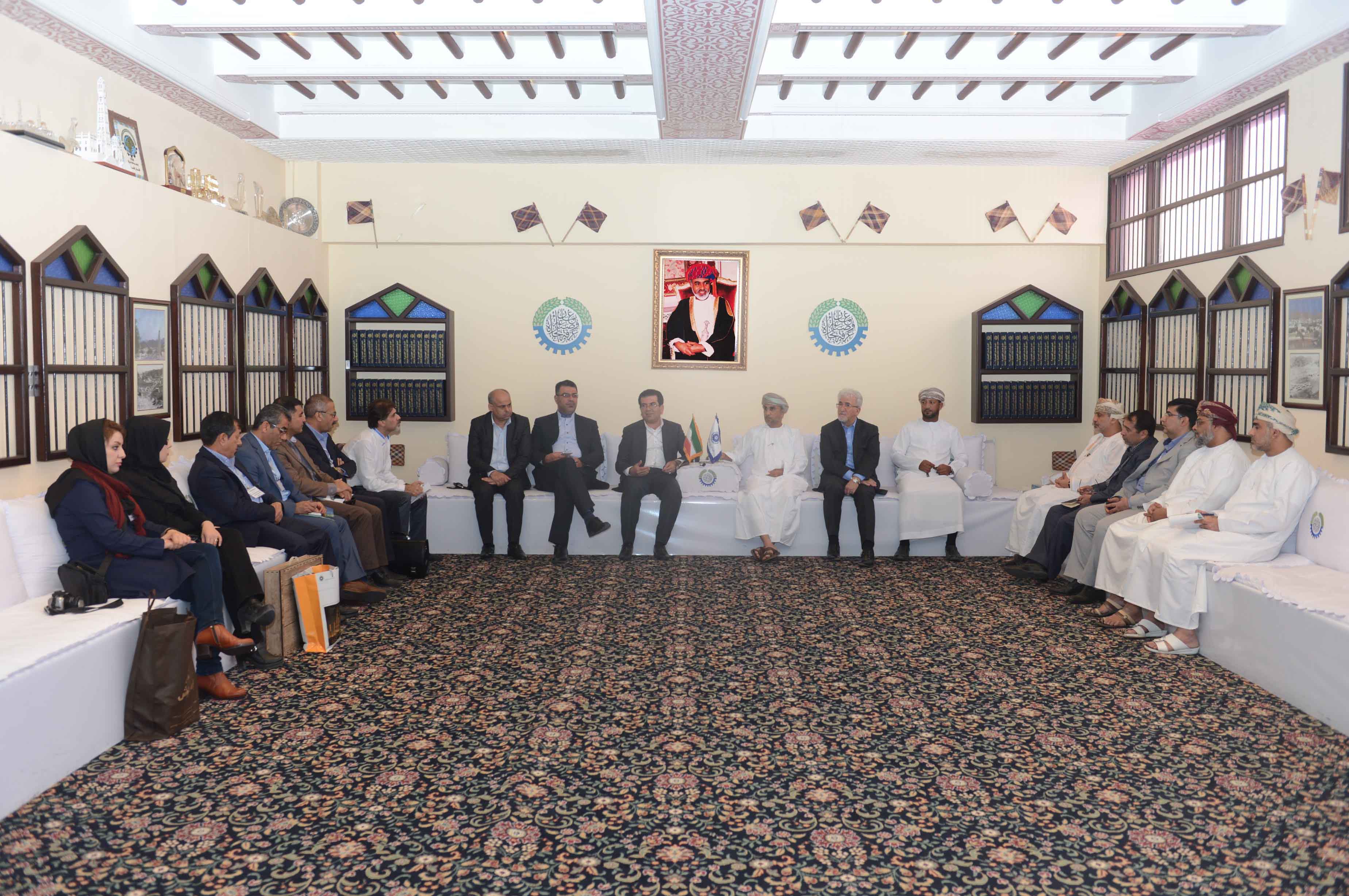 الكيومـي: تذليــل كــل تحديـات التعاون الاقتصادي العماني الإيراني