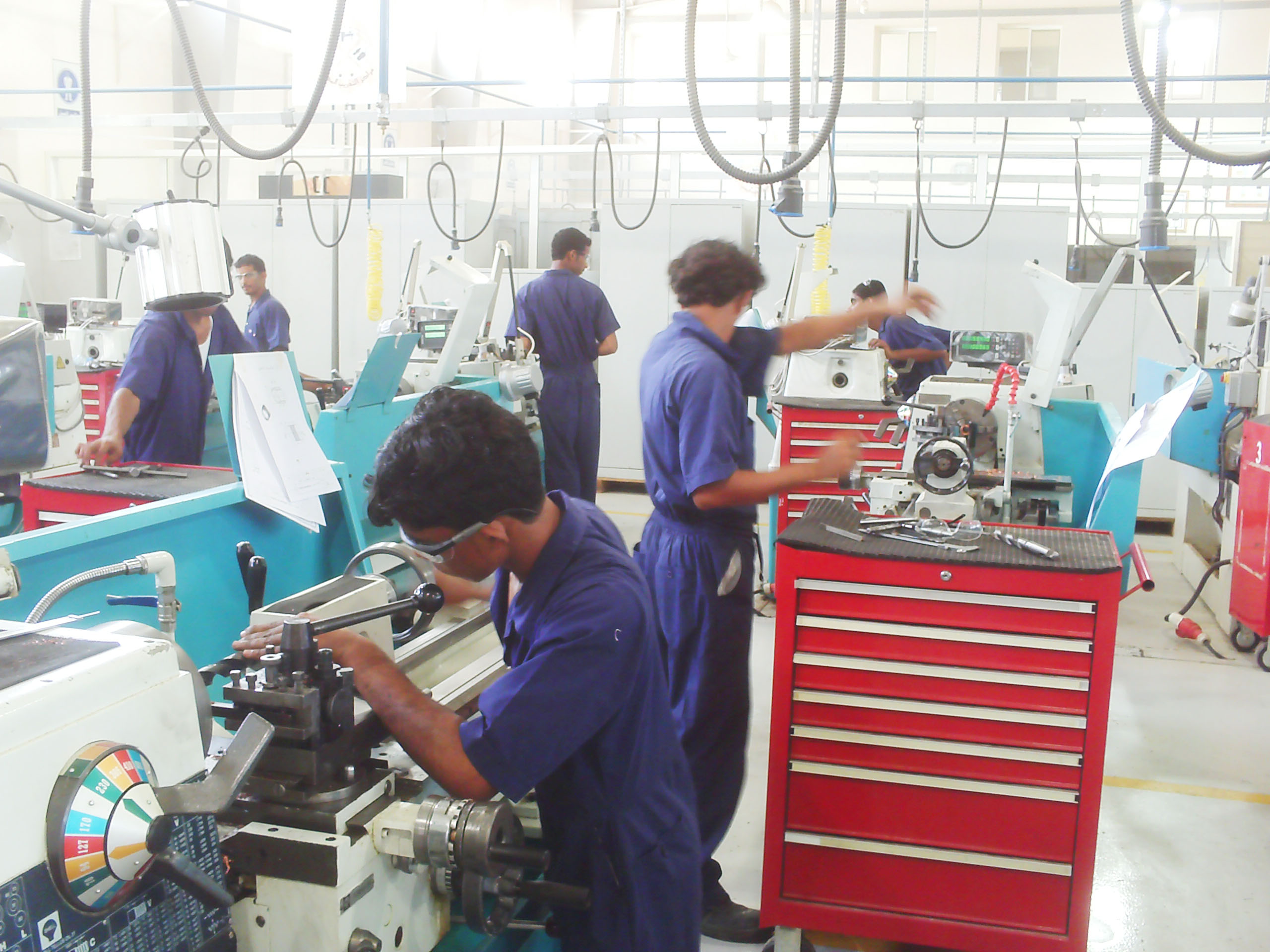 Programme to develop Omani manufacturing workforce launched