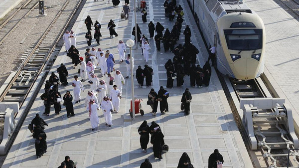 إصابة 18 بحادث قطار بين الرياض والدمام