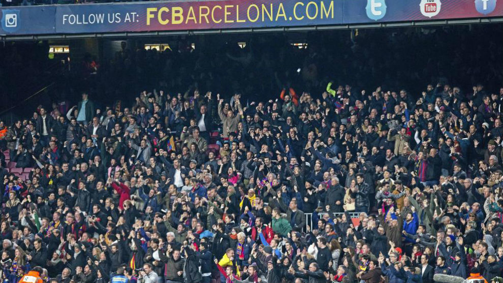الجماهير تتخلى عن برشلونة وصافرات استهجان ضد إنريكي