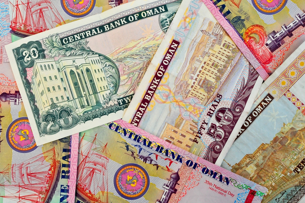 ارتفاع سعر الصرف والقوة الشرائية للريال العماني