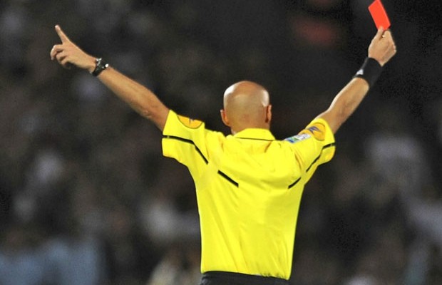 المباراة التي طرد فيها 20 لاعباً !