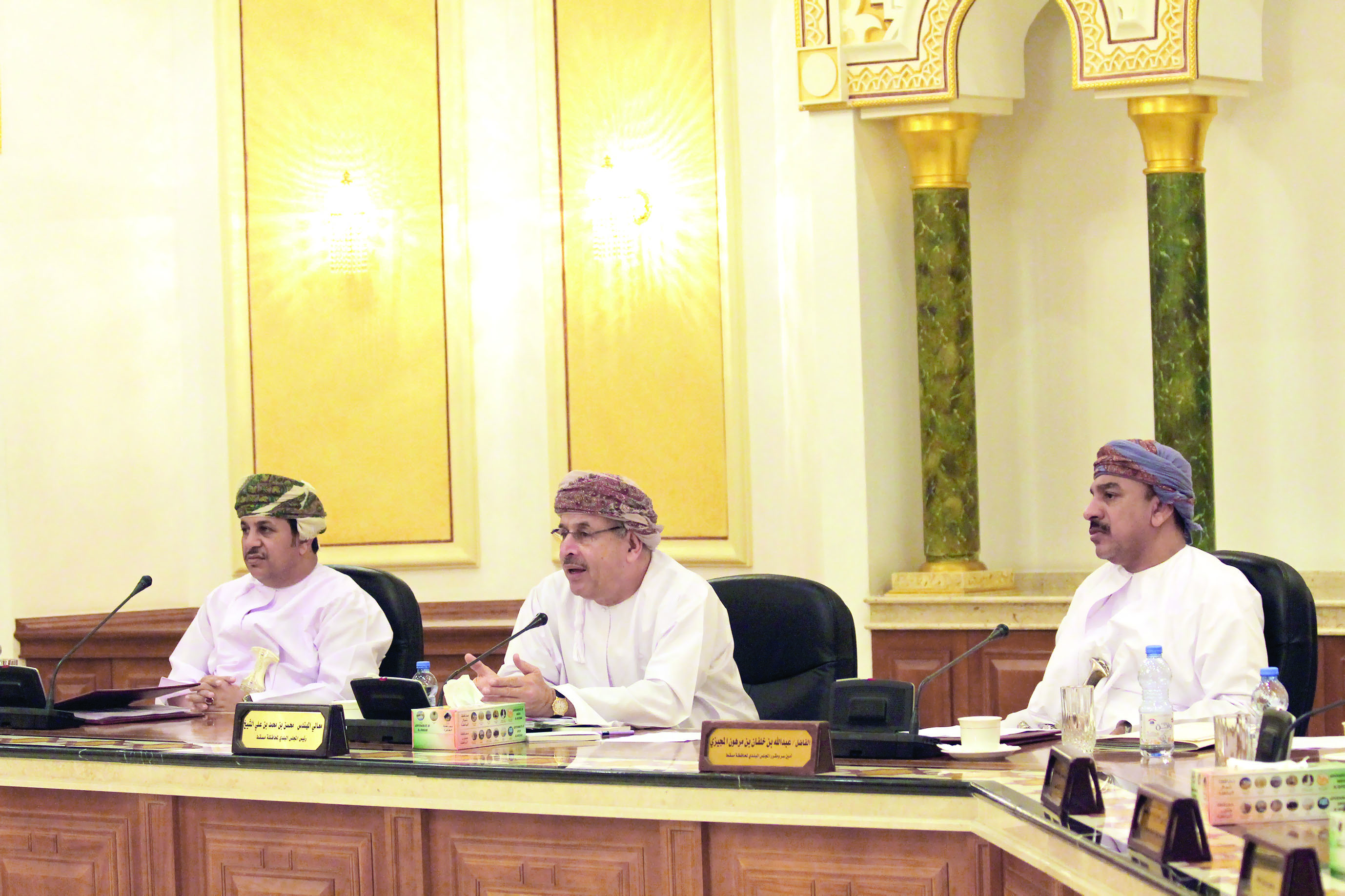 «بلدي مسقط» يناقش مشروع سوق الأسماك بمطرح