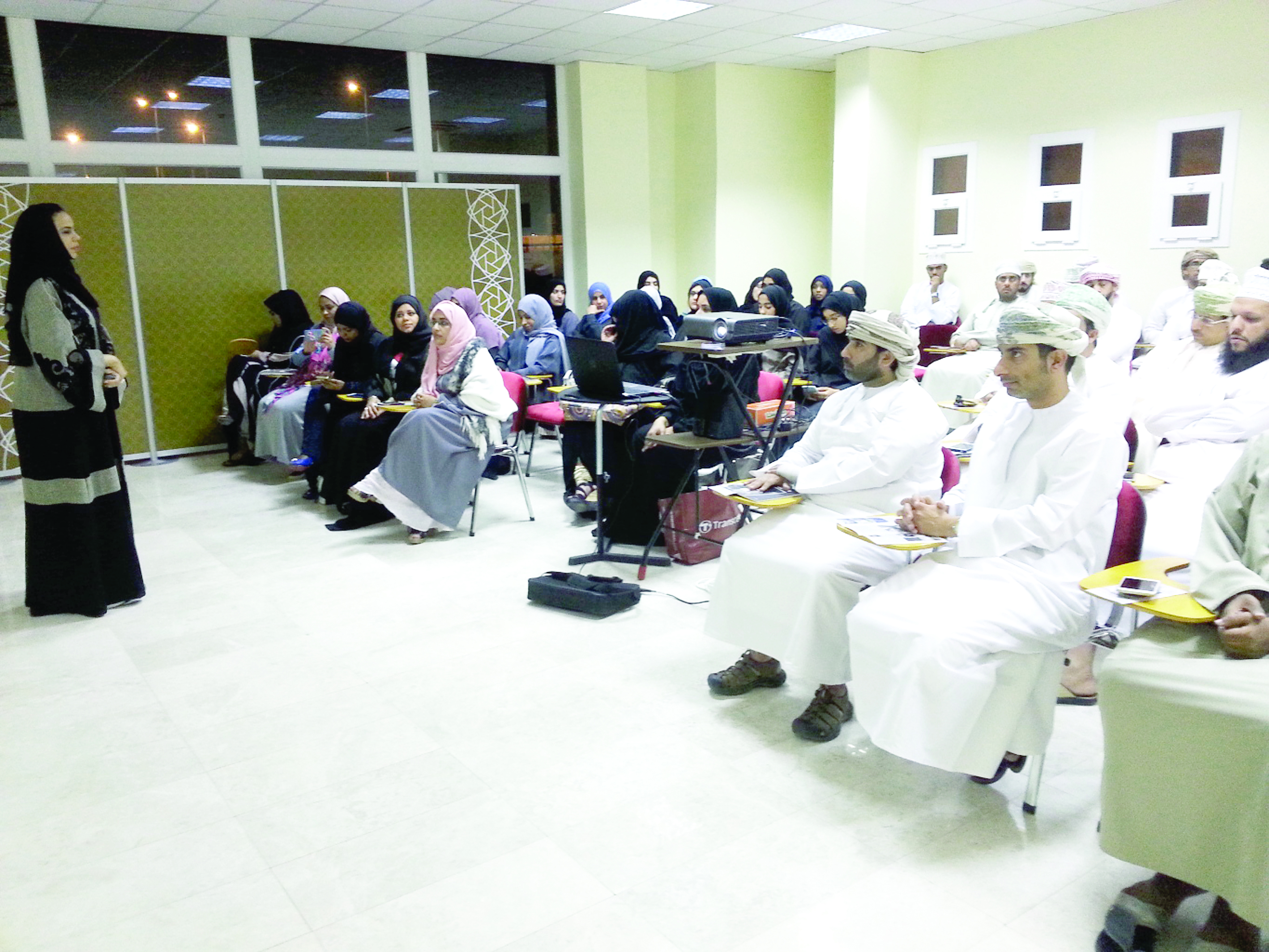 ملتقى عمان للمصورات الخليجيات يختتم فعالياته