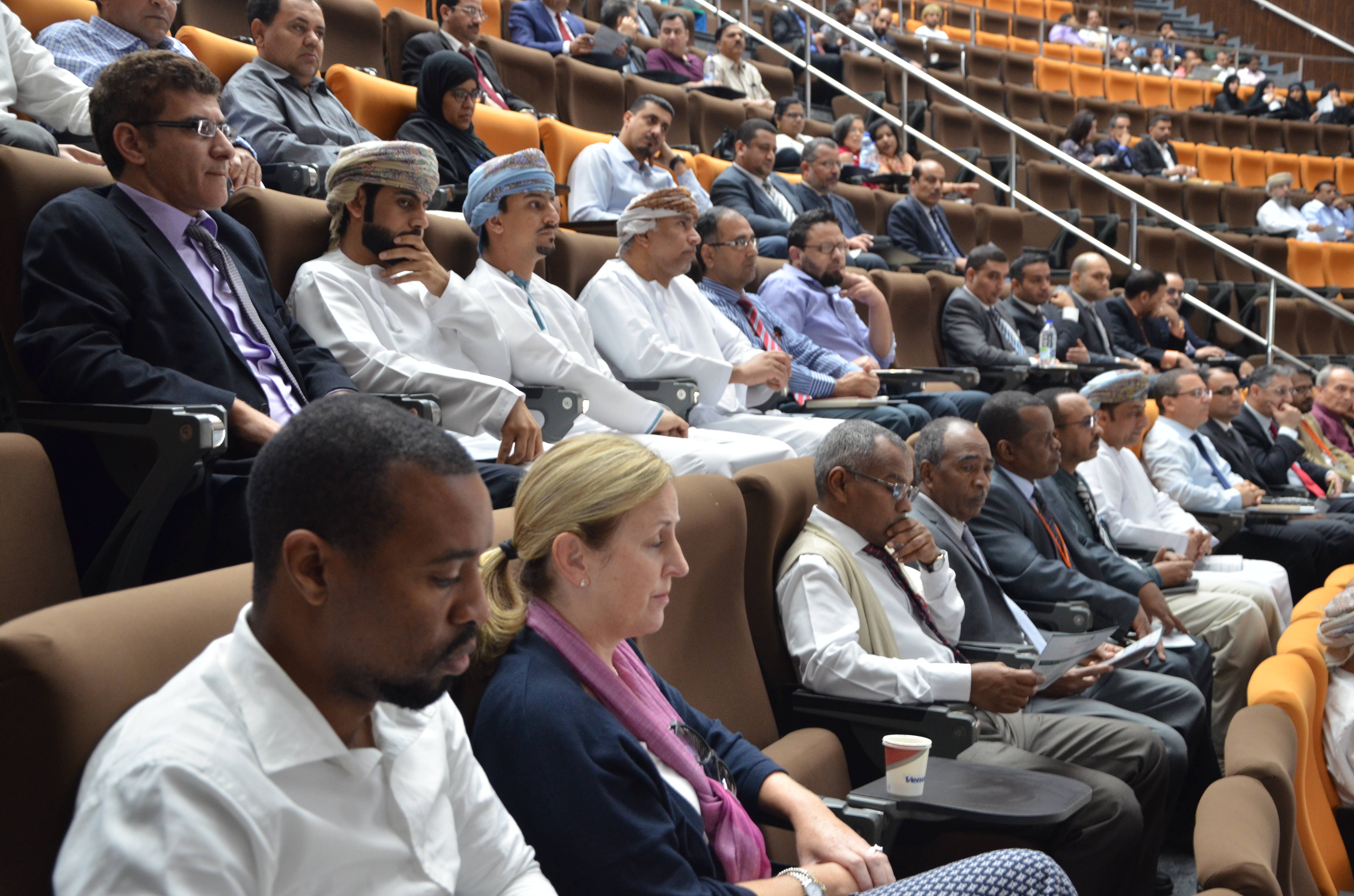 مؤتمر البحوث بجامعة صحار خطوات مستمرة في محطة البحوث العالمية