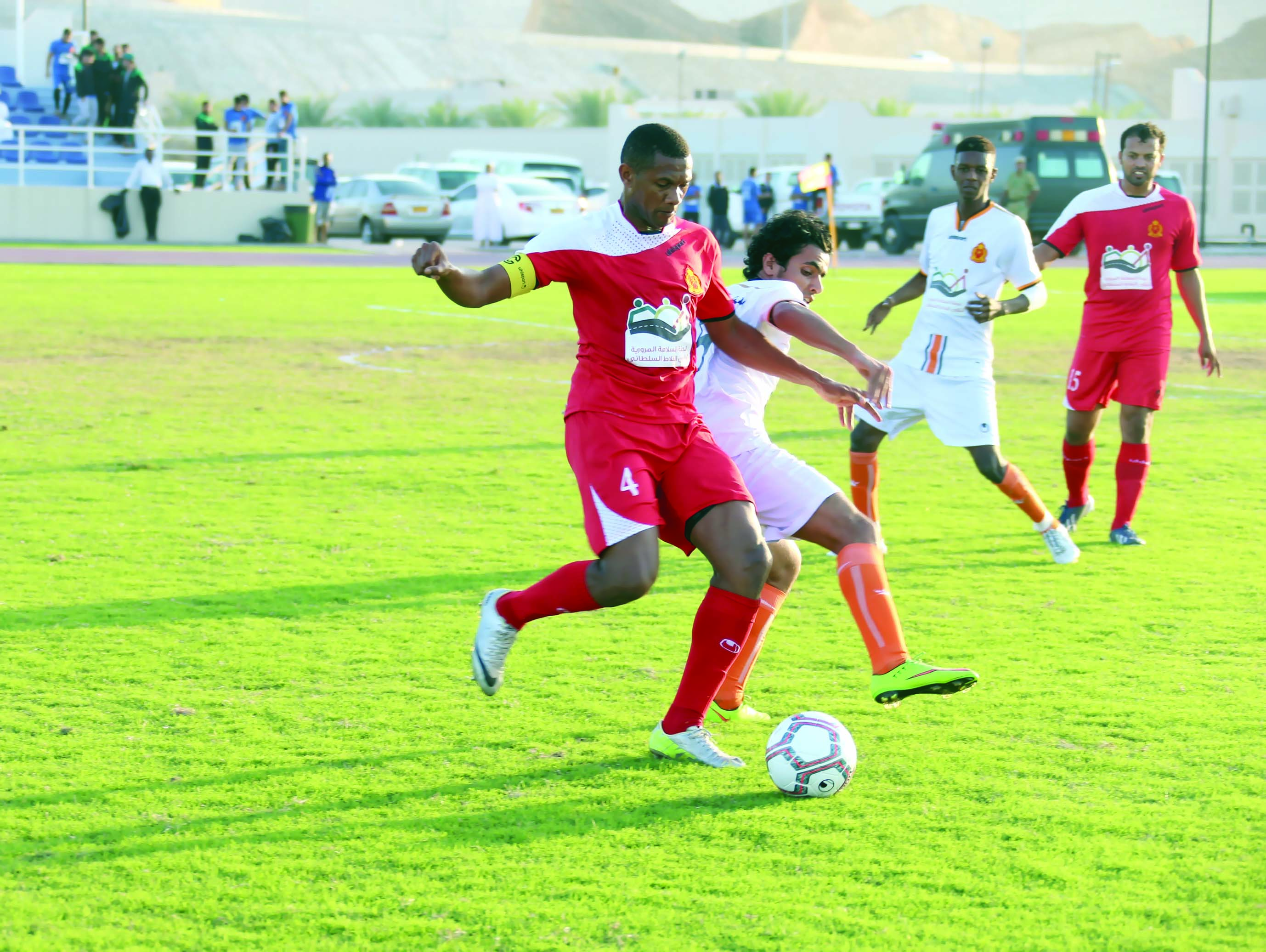 اليوم.. انطلاق مباريات دور الأربعة في كروية شؤون البلاط السلطاني