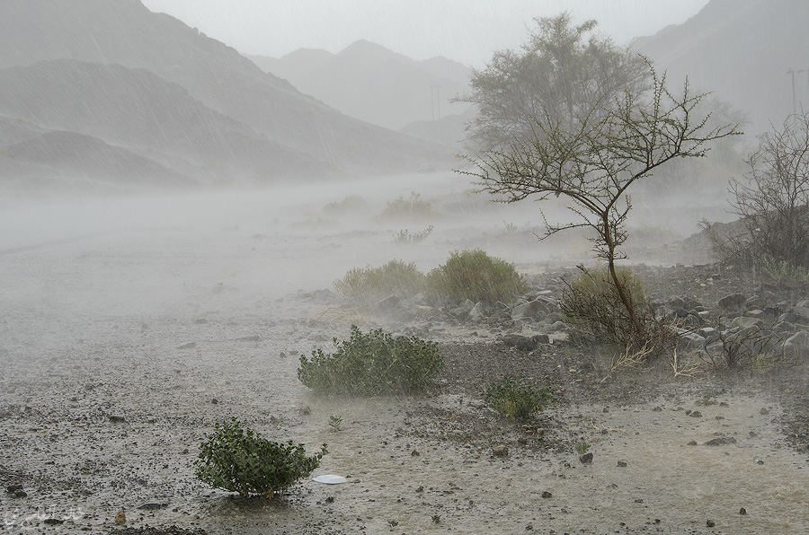 احتمال هطول أمطار متفاوتة الغزارة على جبال الحجر