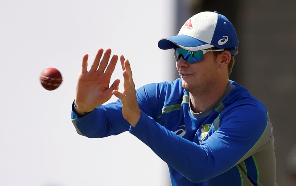 Cricket: Smith leads Australia's revival in Ranchi test