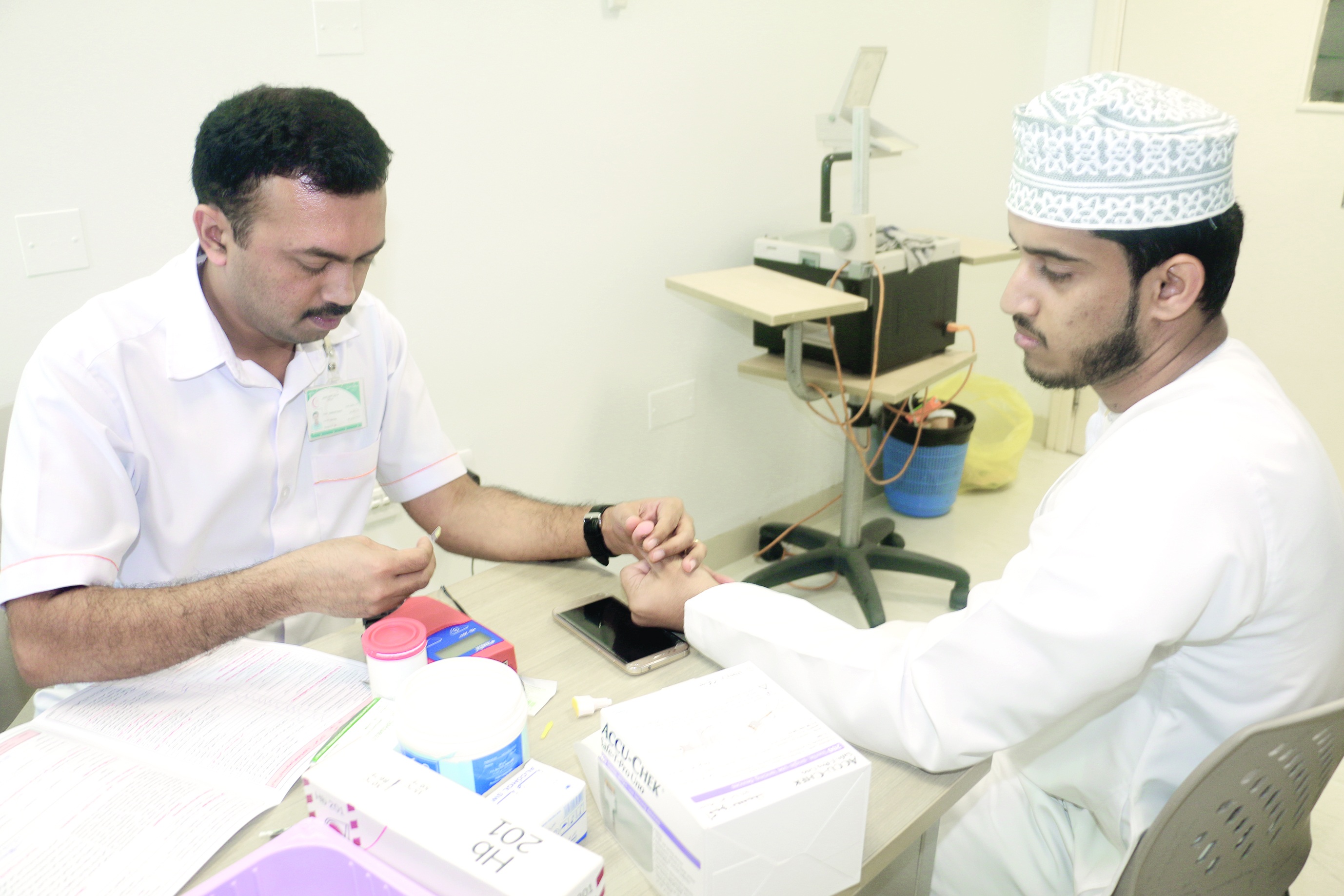 يوم صحي بجامعة ظفار

لتعزيز ممارسة النشاط البدني