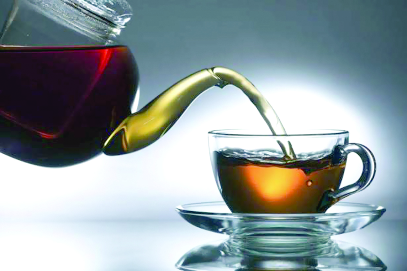 8 أسباب تجعلك تشرب الشاي الأسود يومياً