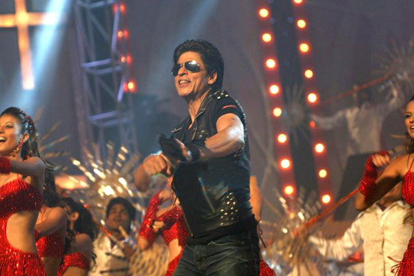 Actors should pick impossible roles: Shah Rukh Khan