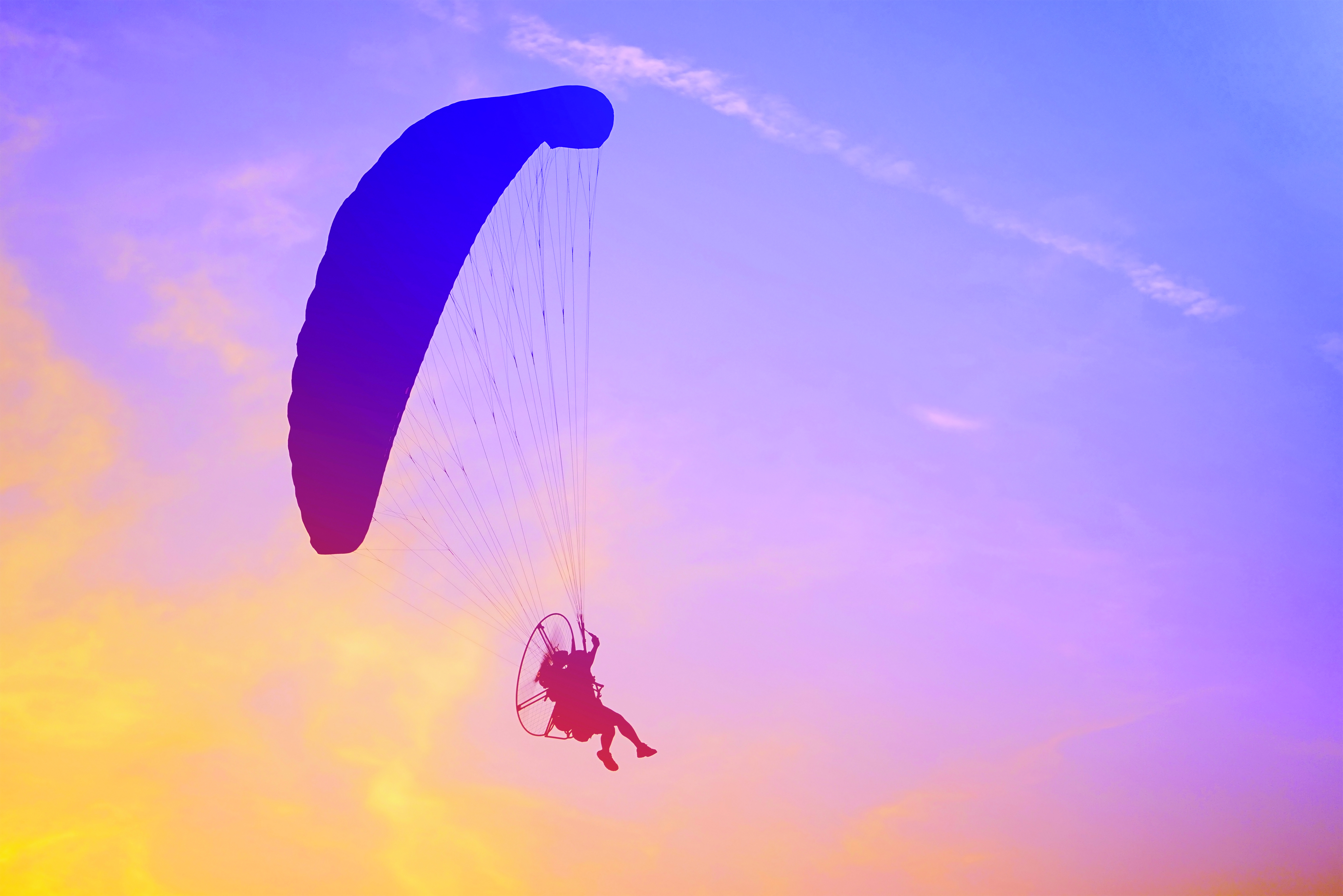 Oman sports: Take a paramotoring course in Oman