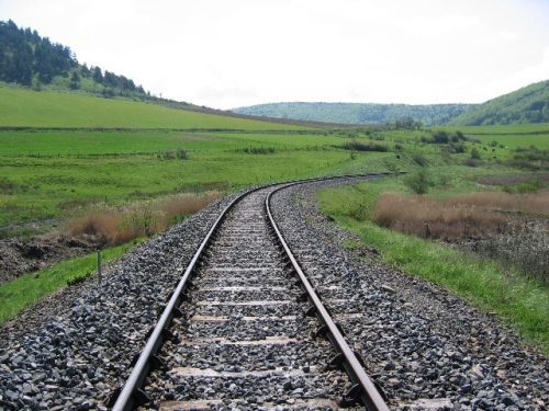 لهذا السبب.. الهند قد تنشئ سككاً حديدية مع تركيا وإيران