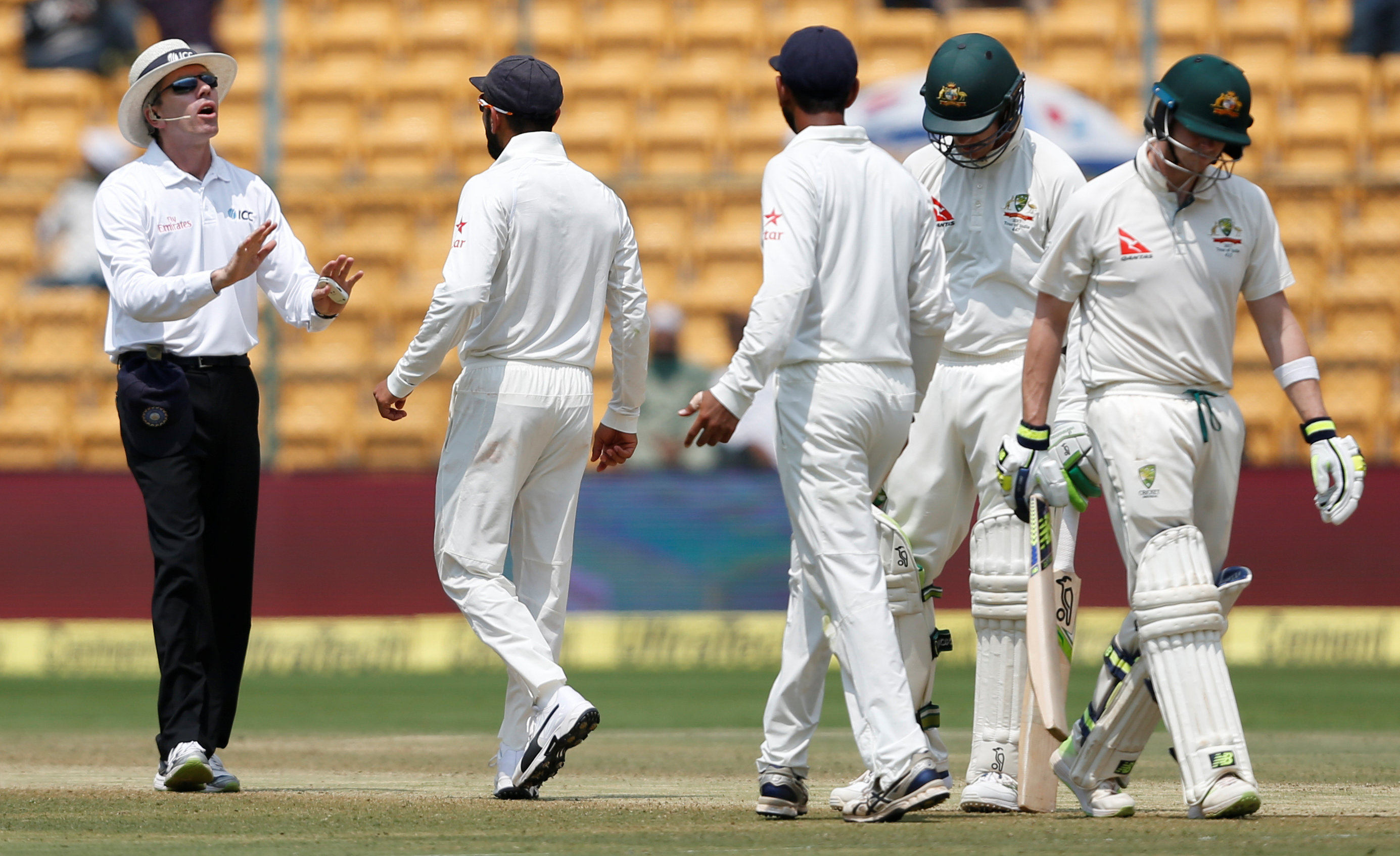 Cricket: Handscombe takes blame for Smith's 'brain fade'