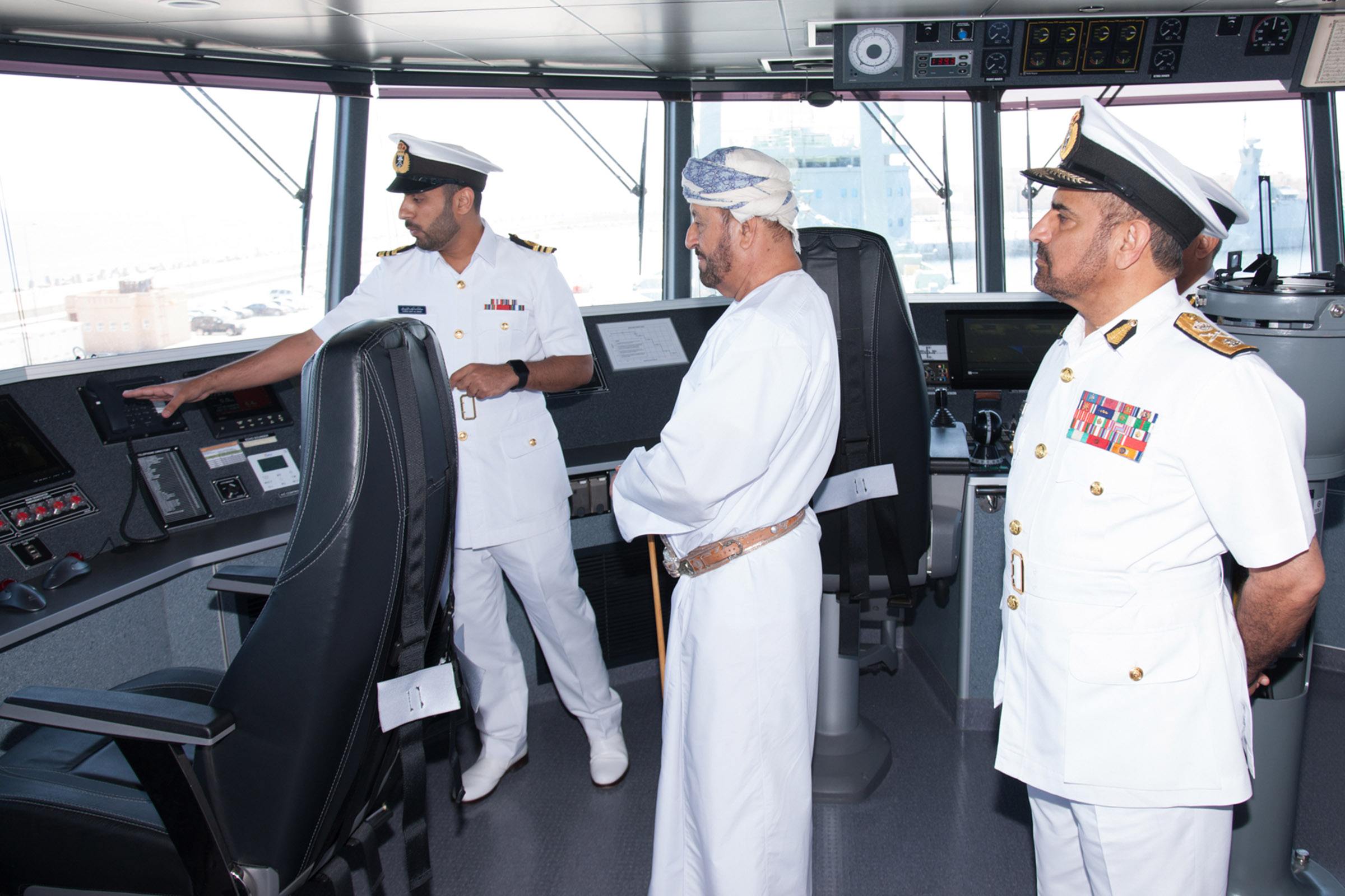 Oman's defence minister visits Said bin Sultan Navy Base