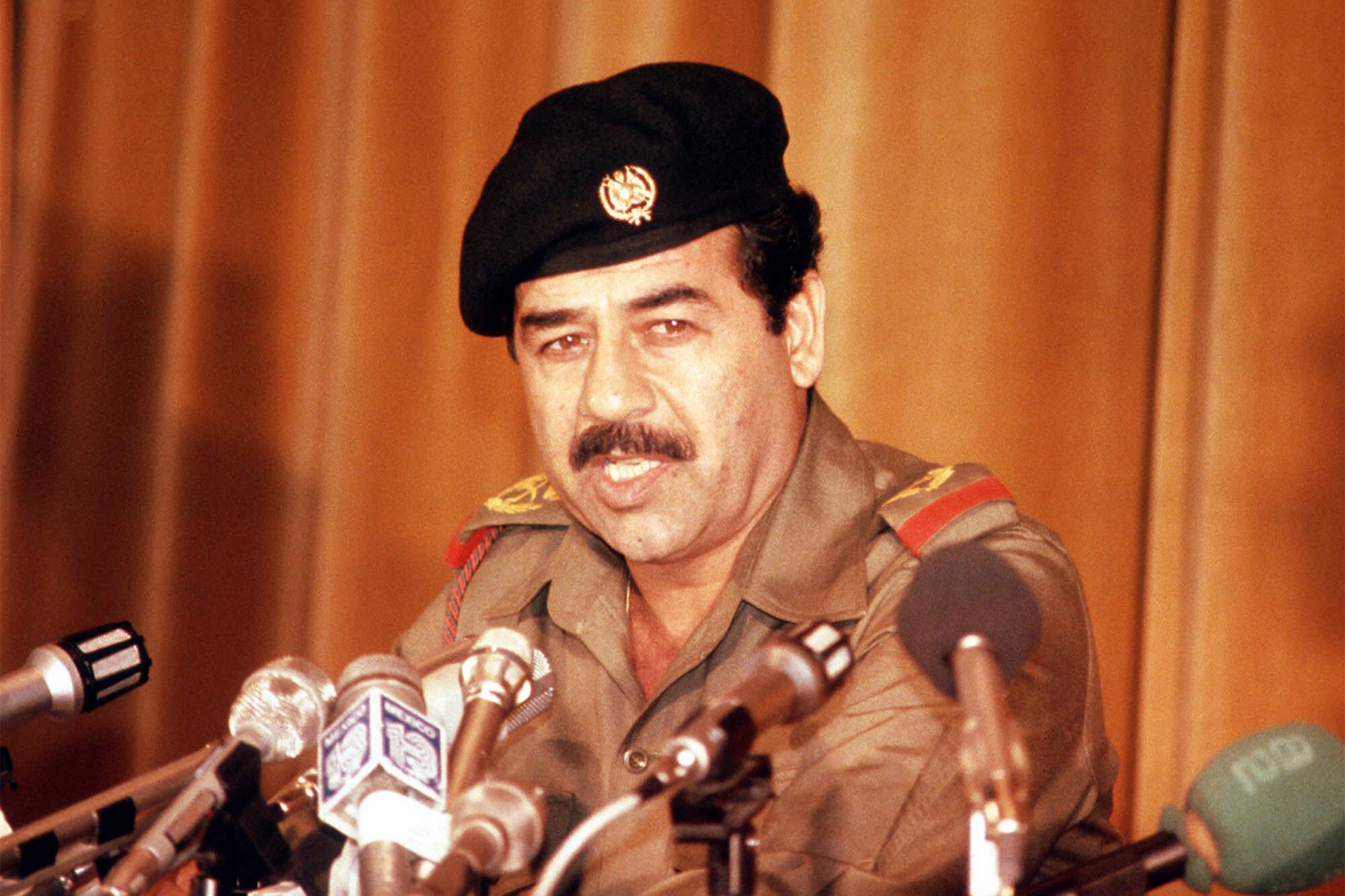 البرلمان العراقي يقر قانون مصادرة أموال صدام وأقاربه