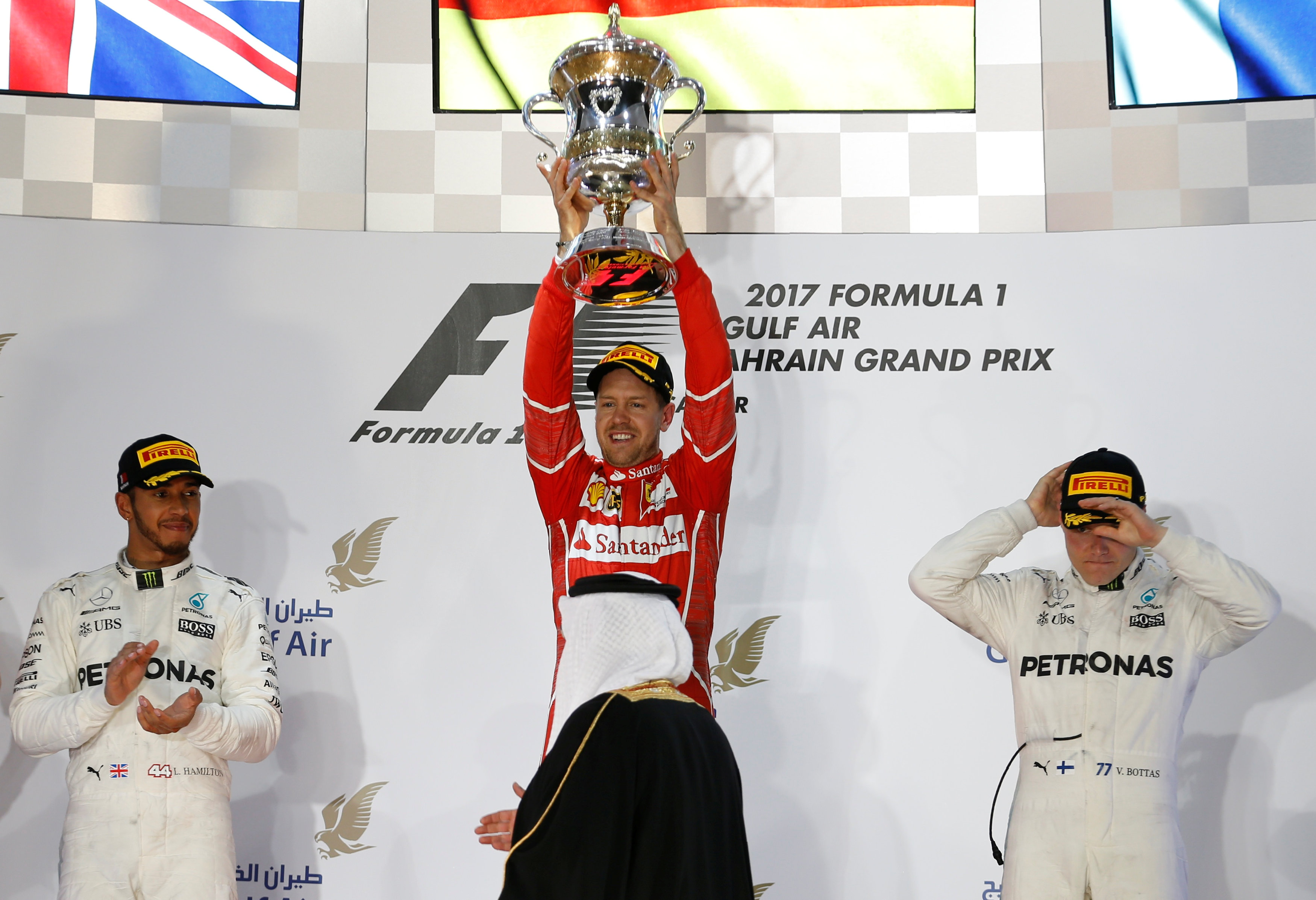 Motor racing: Vettel wins Bahrain Grand Prix