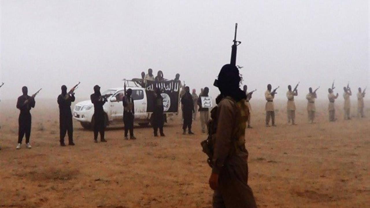 هل يلقي الطيران العراقي "التمر" فوق مدينة الموصل؟