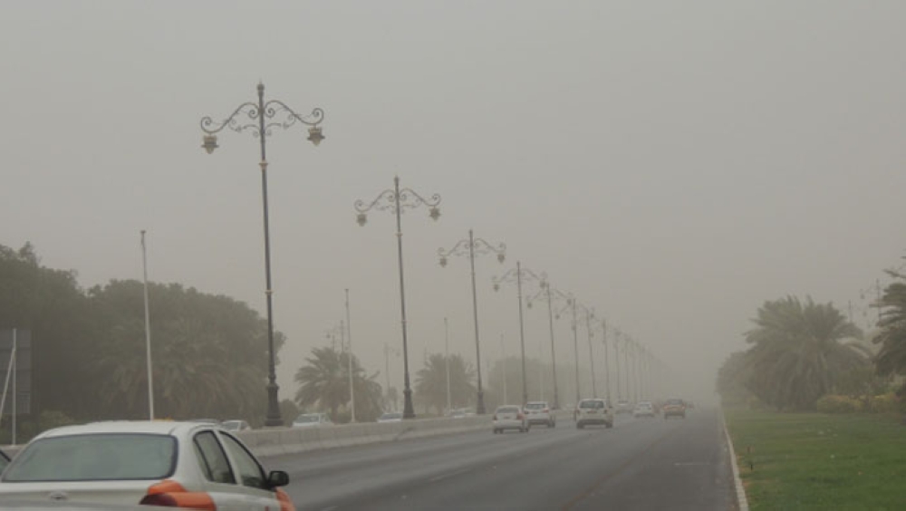 Rough seas, winds and dust predicted in Oman