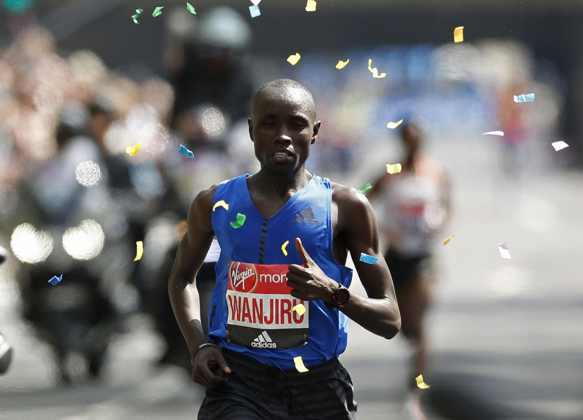 Wanjiru holds off Bekele as Keitany breaks record in London Marathon
