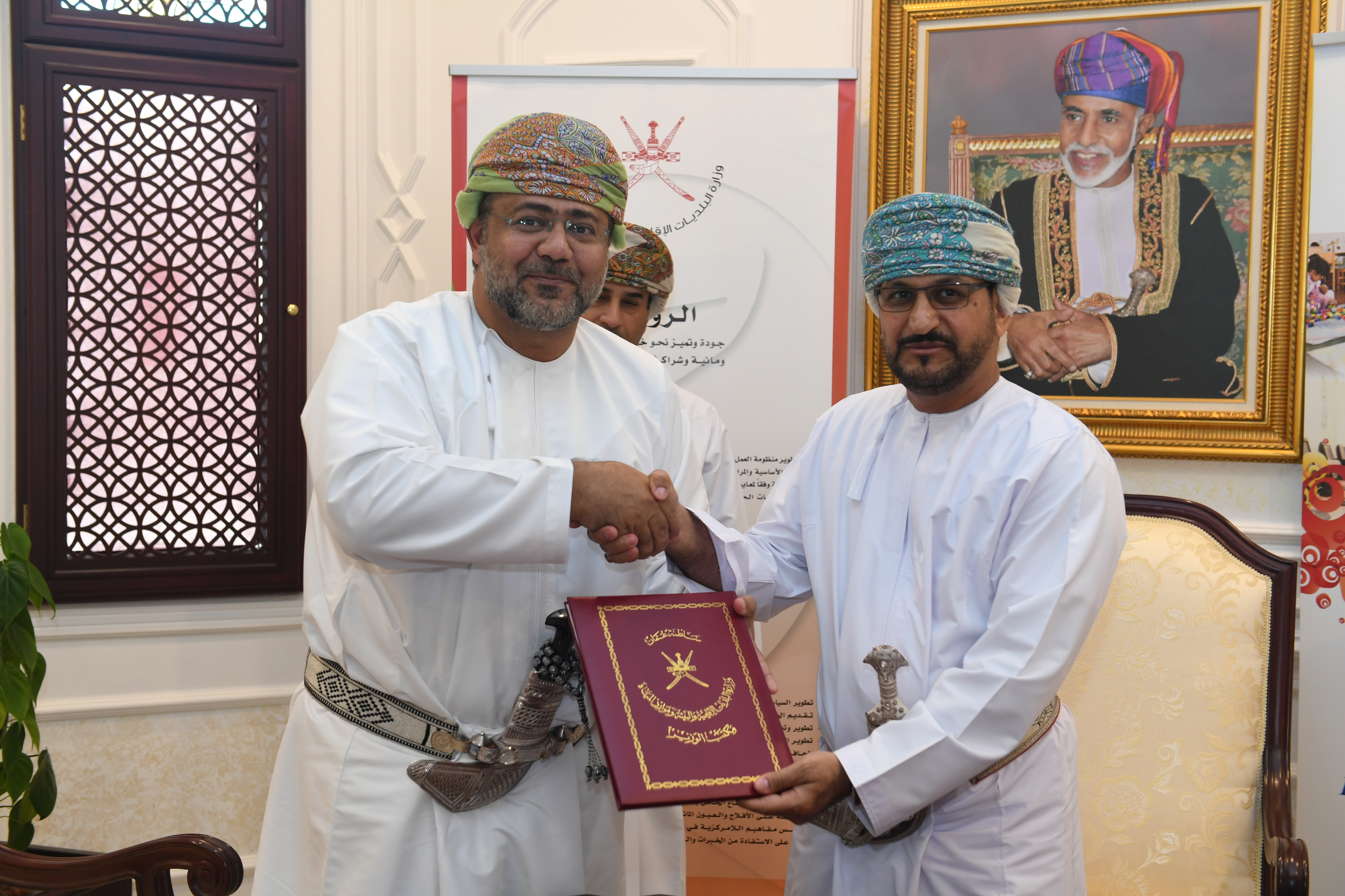 Agreements for financing three development projects at Sur in Oman signed