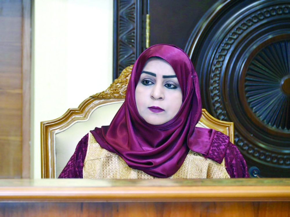 رئيسة الهيئة العامة للصناعات الحرفية تصدر قرارا بتشكيل لجان مسابقة جائزة السلطان قابوس للإجادة الحرفية