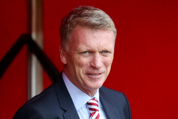 Sunderland's Moyes charged by FA over 'slap' comment