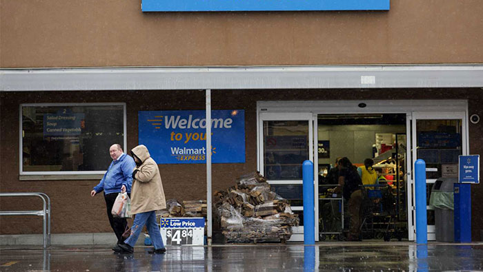 Aldi raises stakes in U.S. price war with Walmart