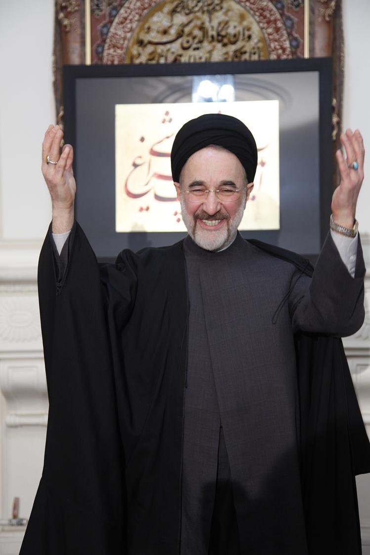 ماهي الرسالة التي وجهها الرئيس الايراني السابق محمد خاتمي لناخبي بلاده  ؟