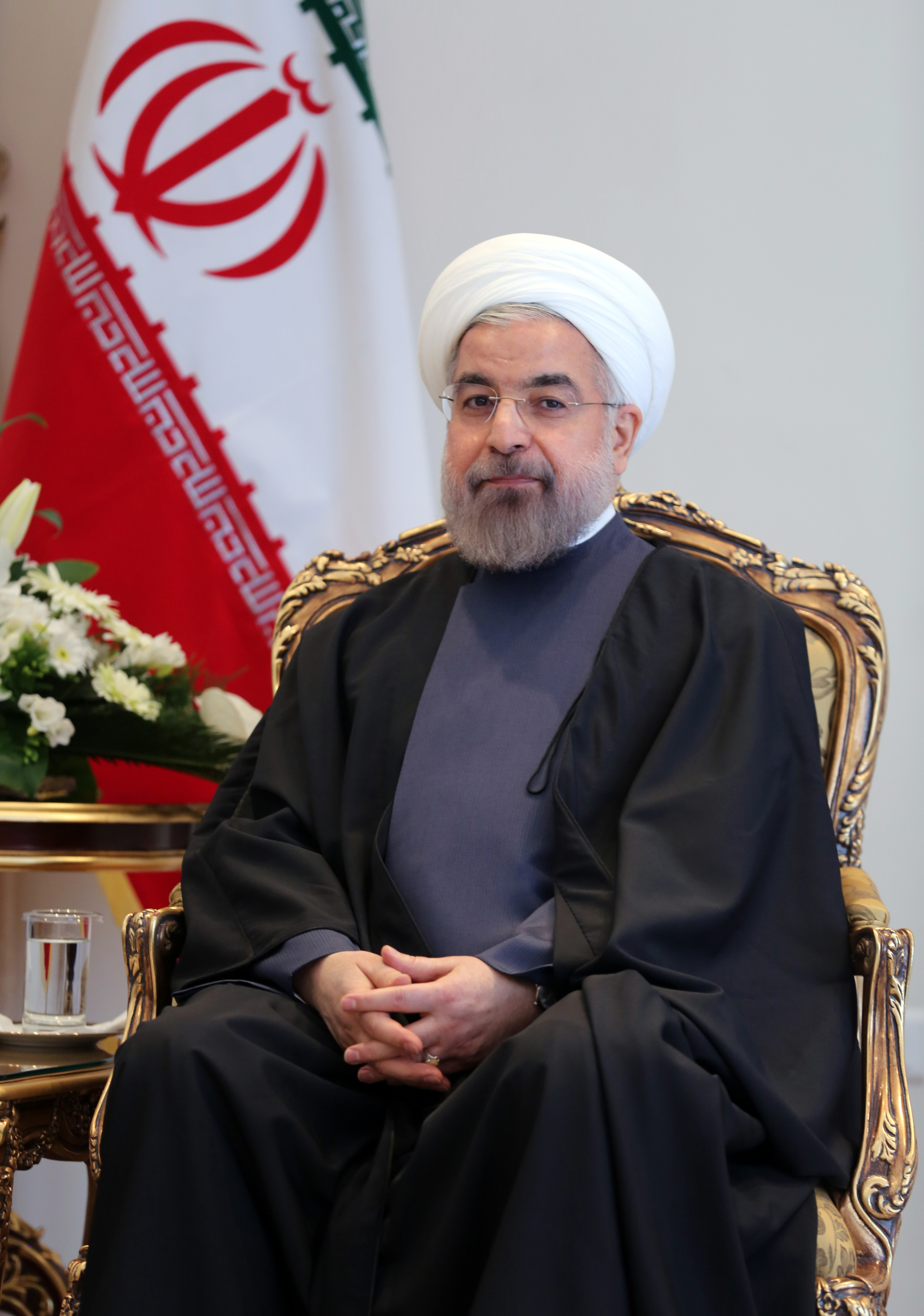 إيران.. روحاني يفوز بانتخابات الرئاسة