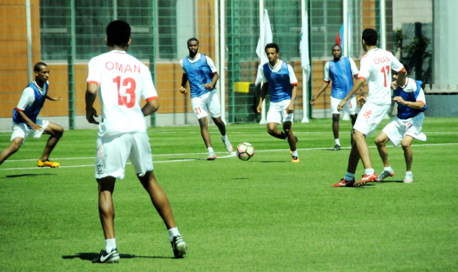 الأحمر الاولمبي يتطلع لنيل الذهب أمام صاحب الأرض والجمهور