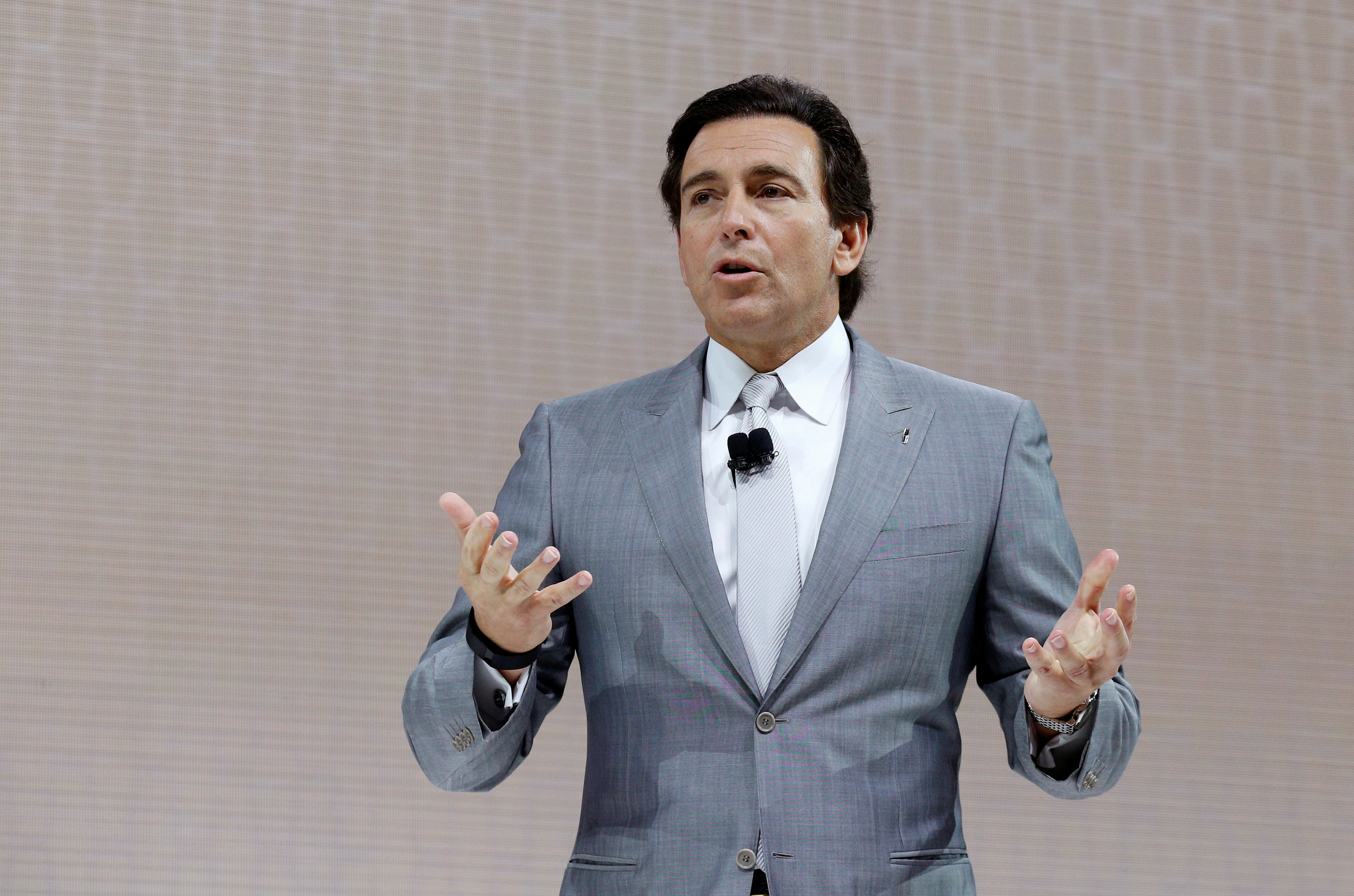 Ford fires chief executive Mark Fields, Hackett takes reins