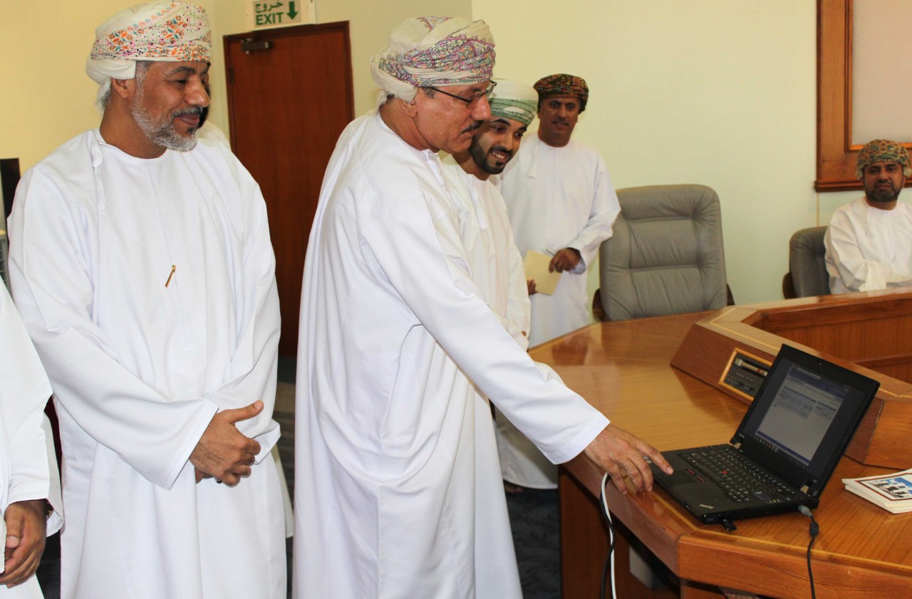 Oman's housing ministry launches app related to electronic databases