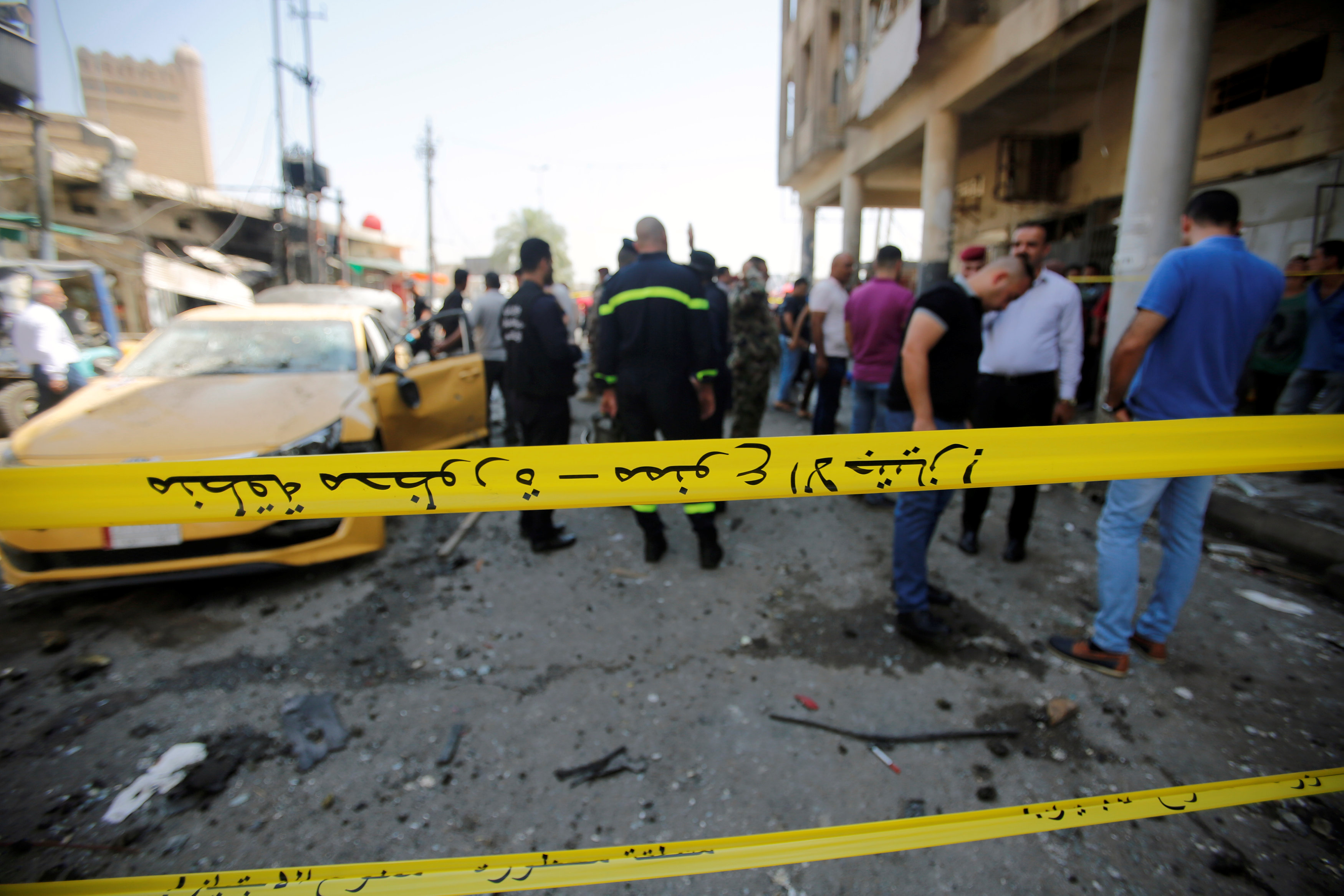 Car bombs kill 23 in central Baghdad, hit Ramadan crowds