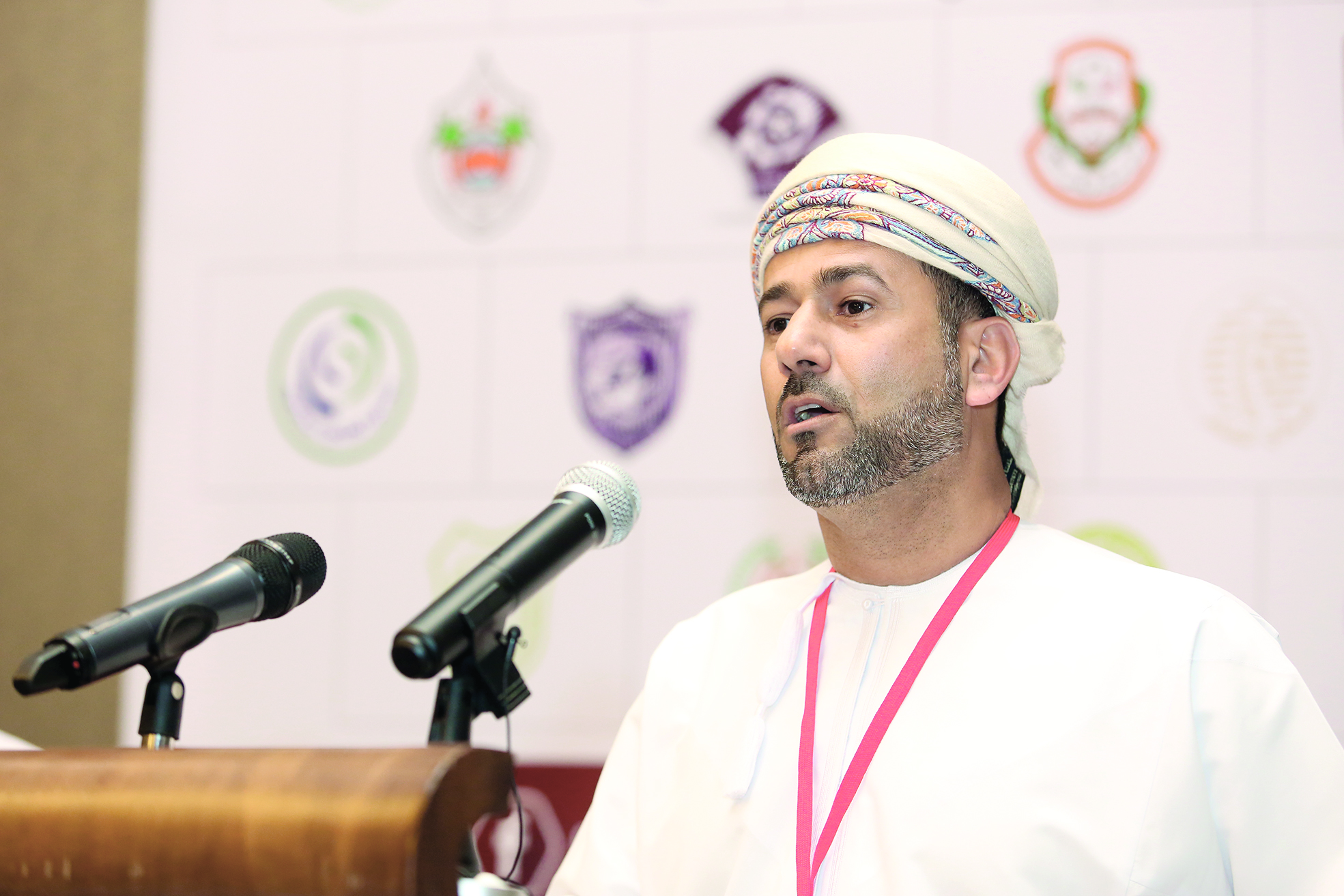 الاتحاد العماني لكرة القدم يشيد بنجاح مسابقات الموسم الكروي