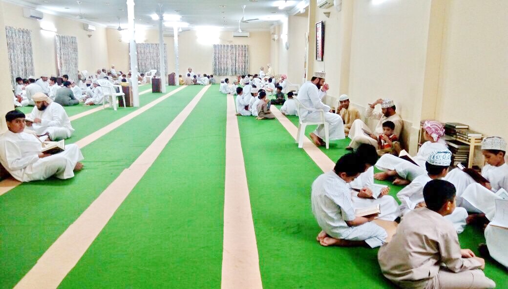 120 طالباً في مركز جامع الغوابي لتحفيظ القرآن بشناص