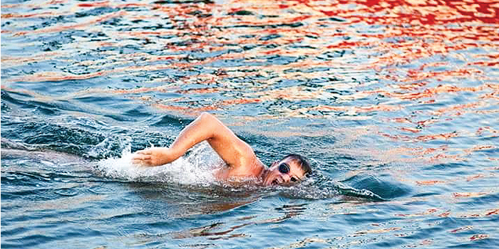 British School Muscat teacher completes first-ever 31 km swim in Oman
