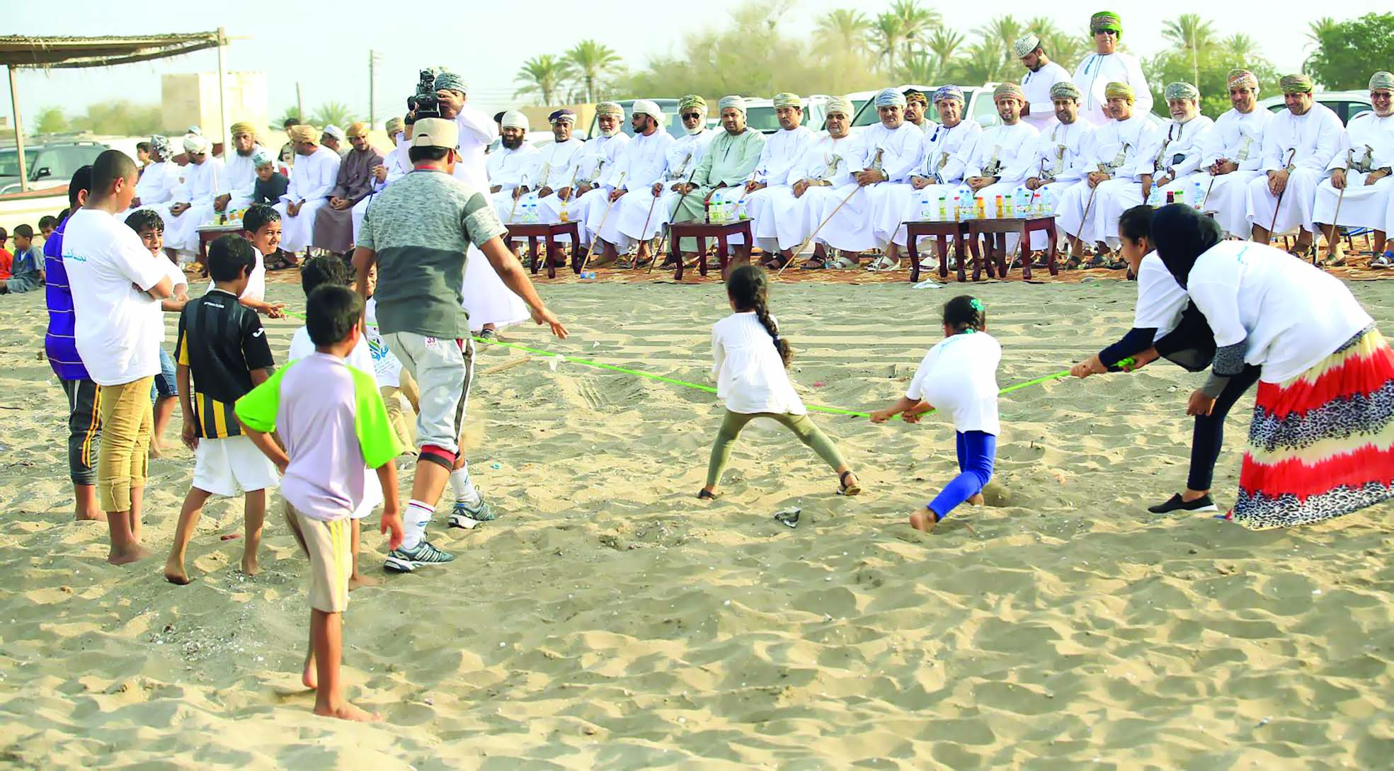 مهرجان رياضي بحري بصحم