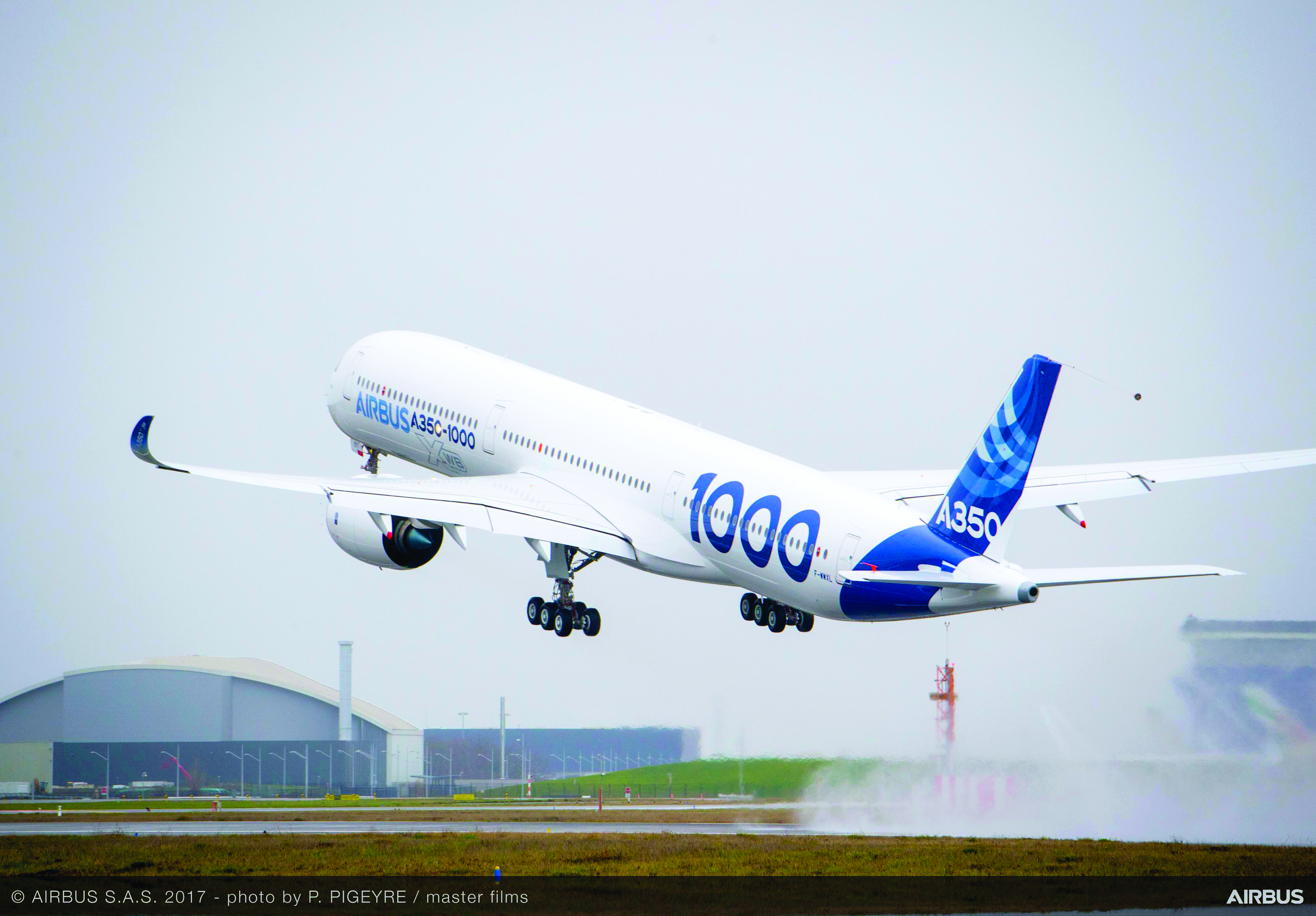 Airbus to deliver first A350-1000 plane by year-end