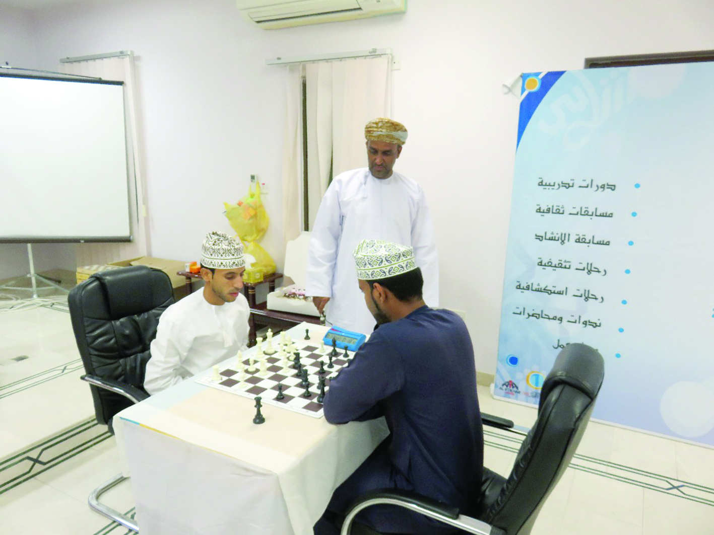 الجابري ينتزع المركز الأول في مسابقة الشطرنج بشمال الباطنة