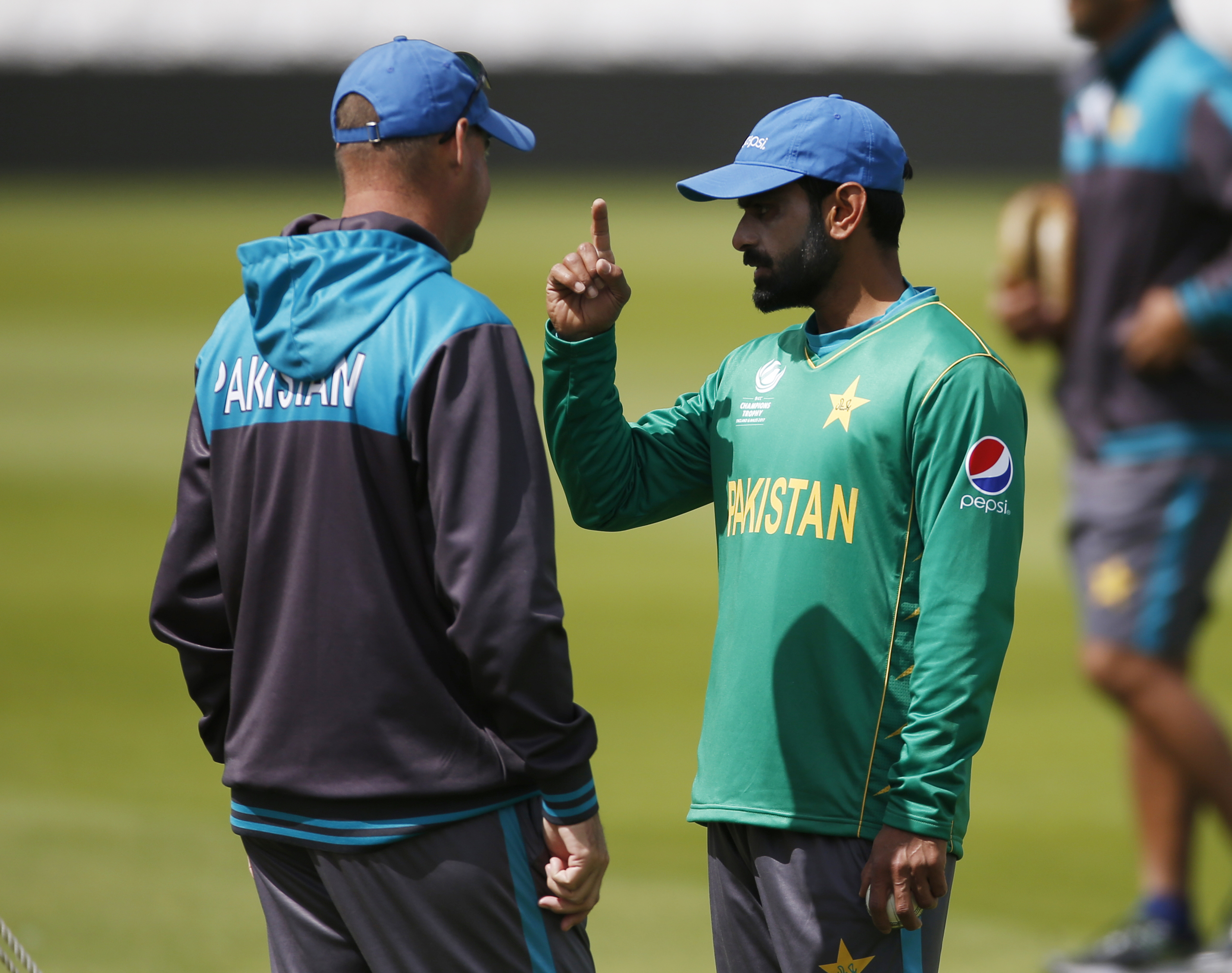 Cricket: Consistent India take on confident Pakistan in Champions Trophy final
