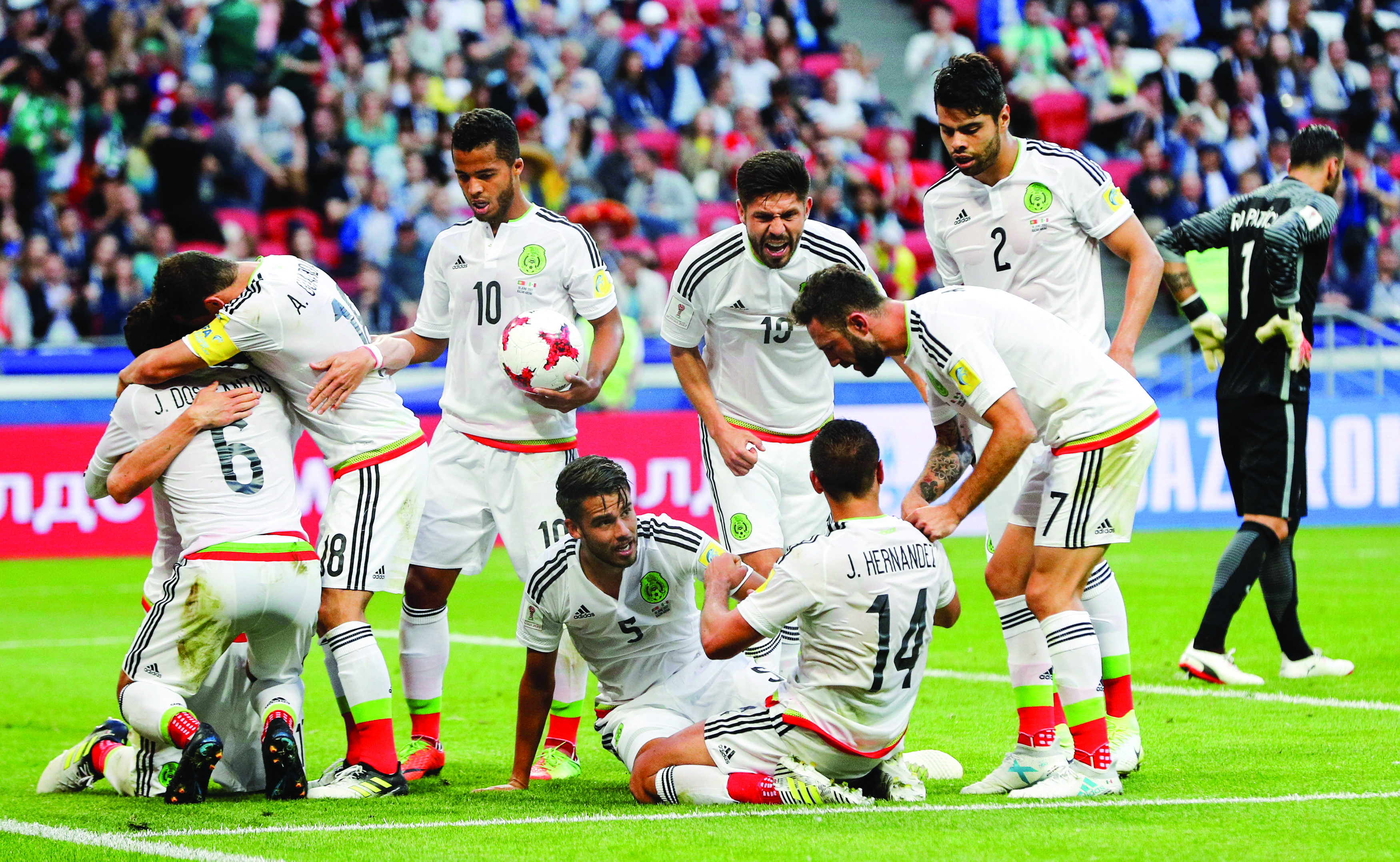 Football: Mexico snatch draw with Portugal in Confederations Cup