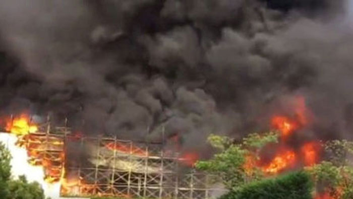 Fire engulfs storage building under demolition in Tokyo