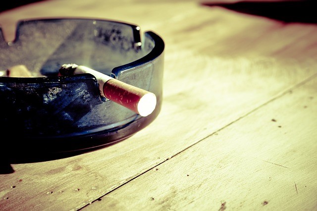 890 ألف شخص في العالم يموتون سنويا جراء التدخين السلبي