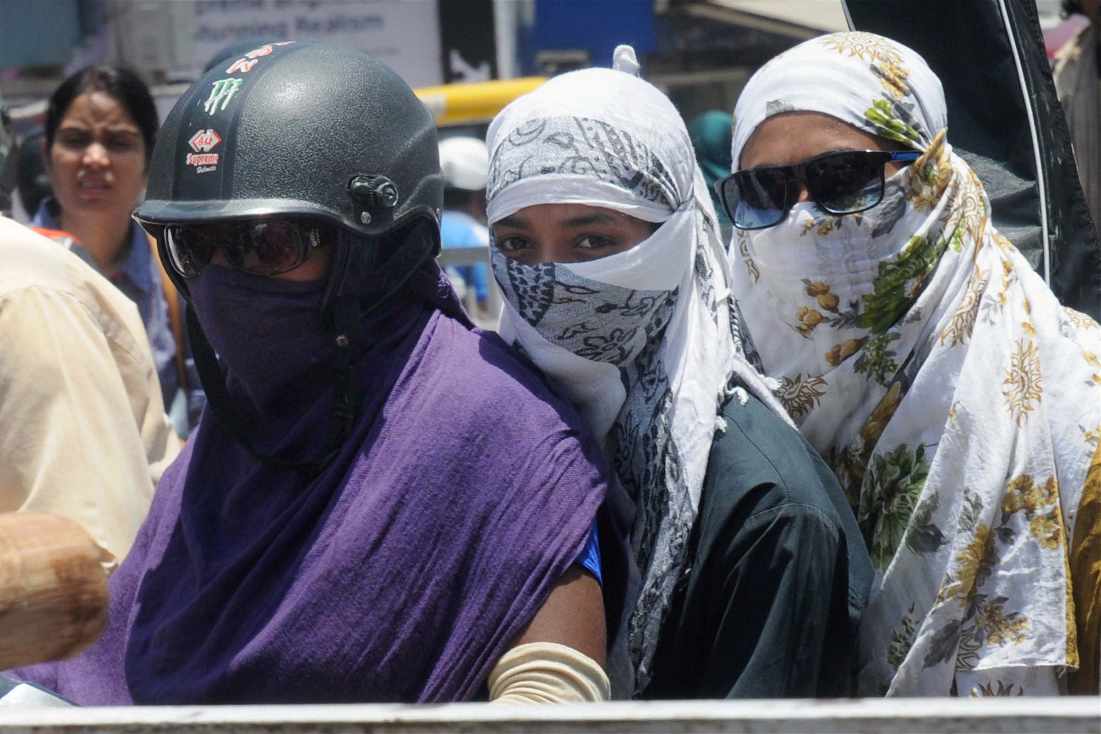 Intense heat in many states of India, Sriganganagar sizzles at 46.5 degree Celsius