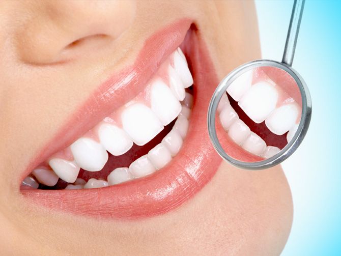 العلماء الروس يطورون سائلاً ثورياً للعناية الفائقة بالأسنان