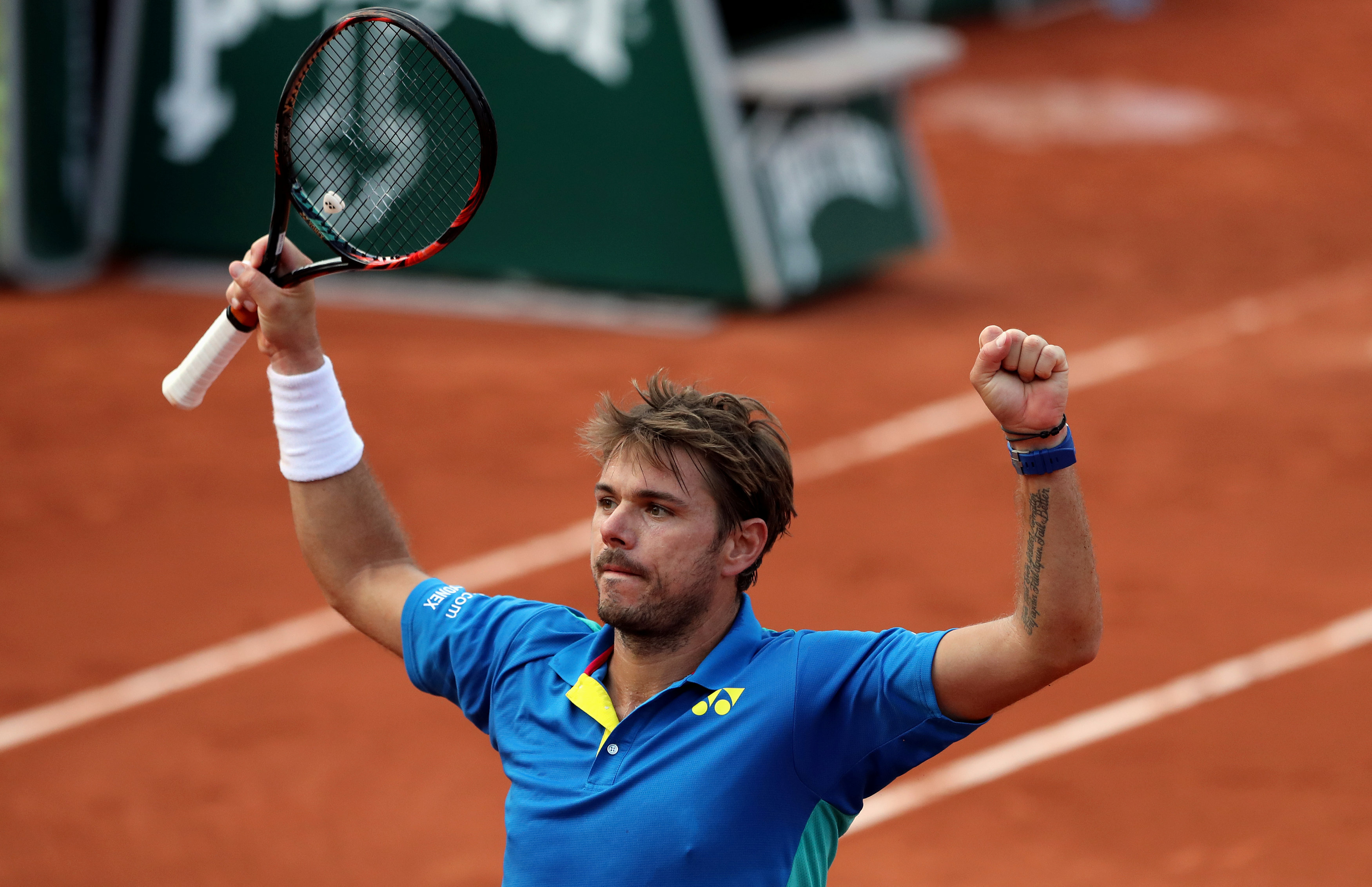 Tennis: Wawrinka crushes Cilic to reach French Open semis