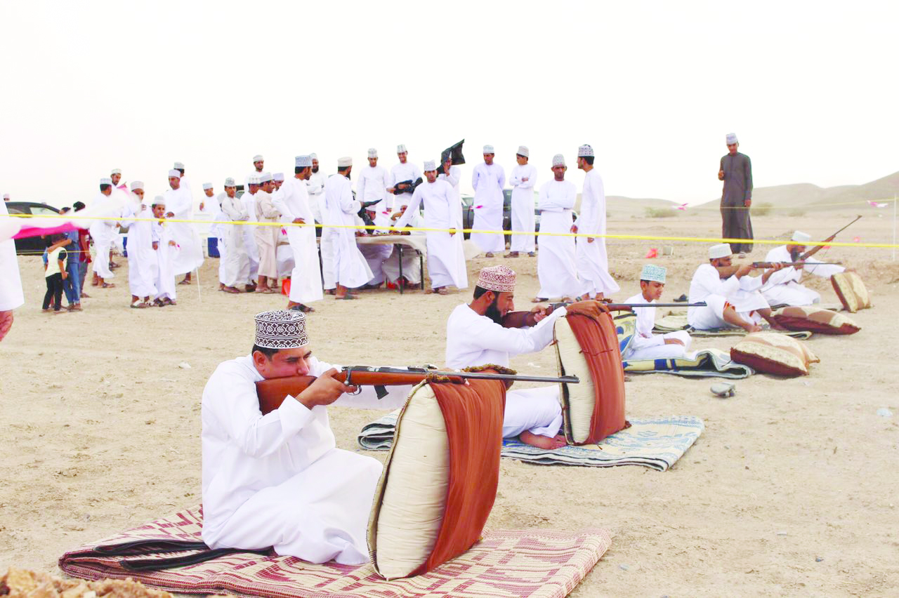 «المعمور»ببهلاء ينظم مسابقة للرماية