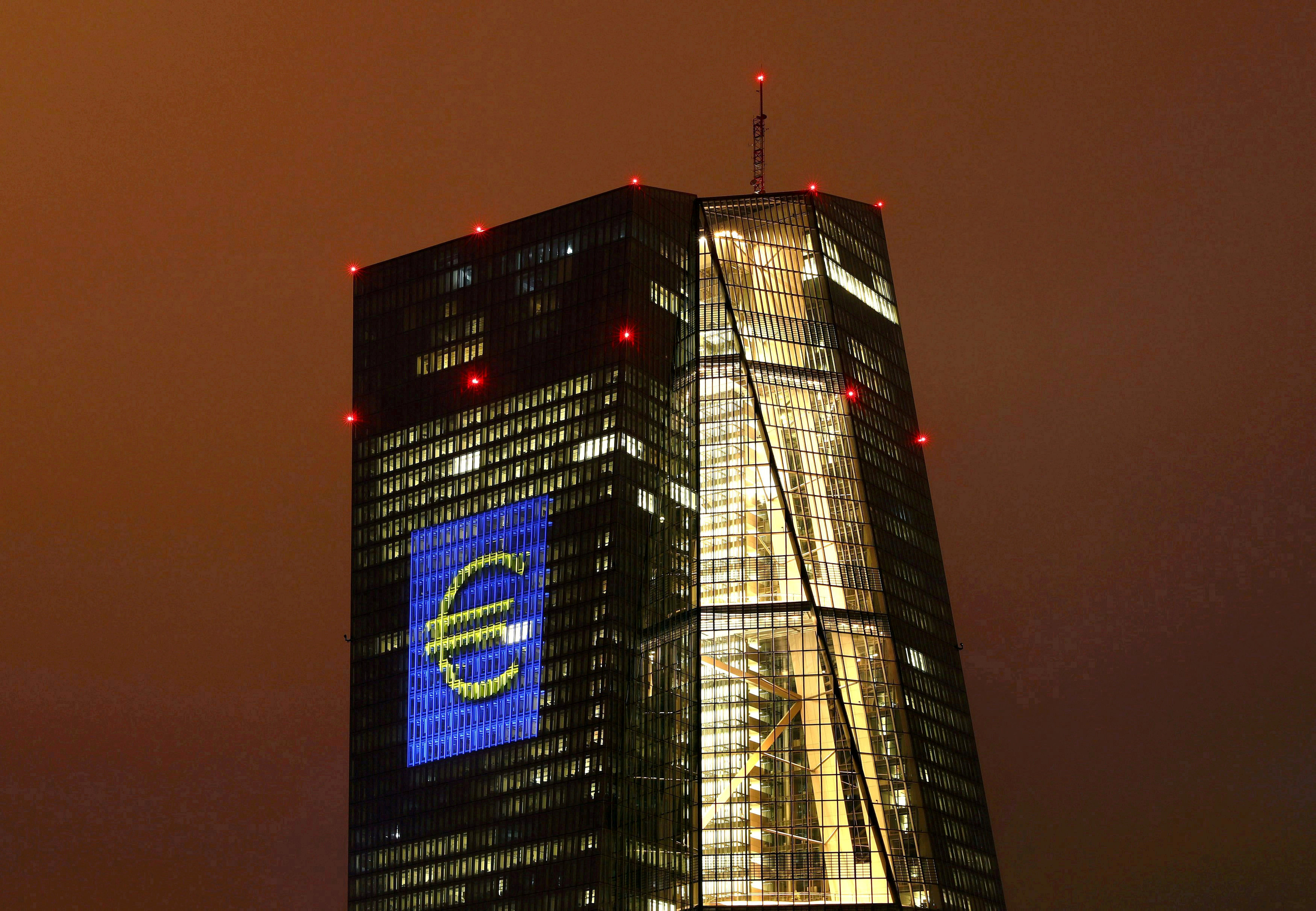 ECB wary of putting end-date on quantitative easing