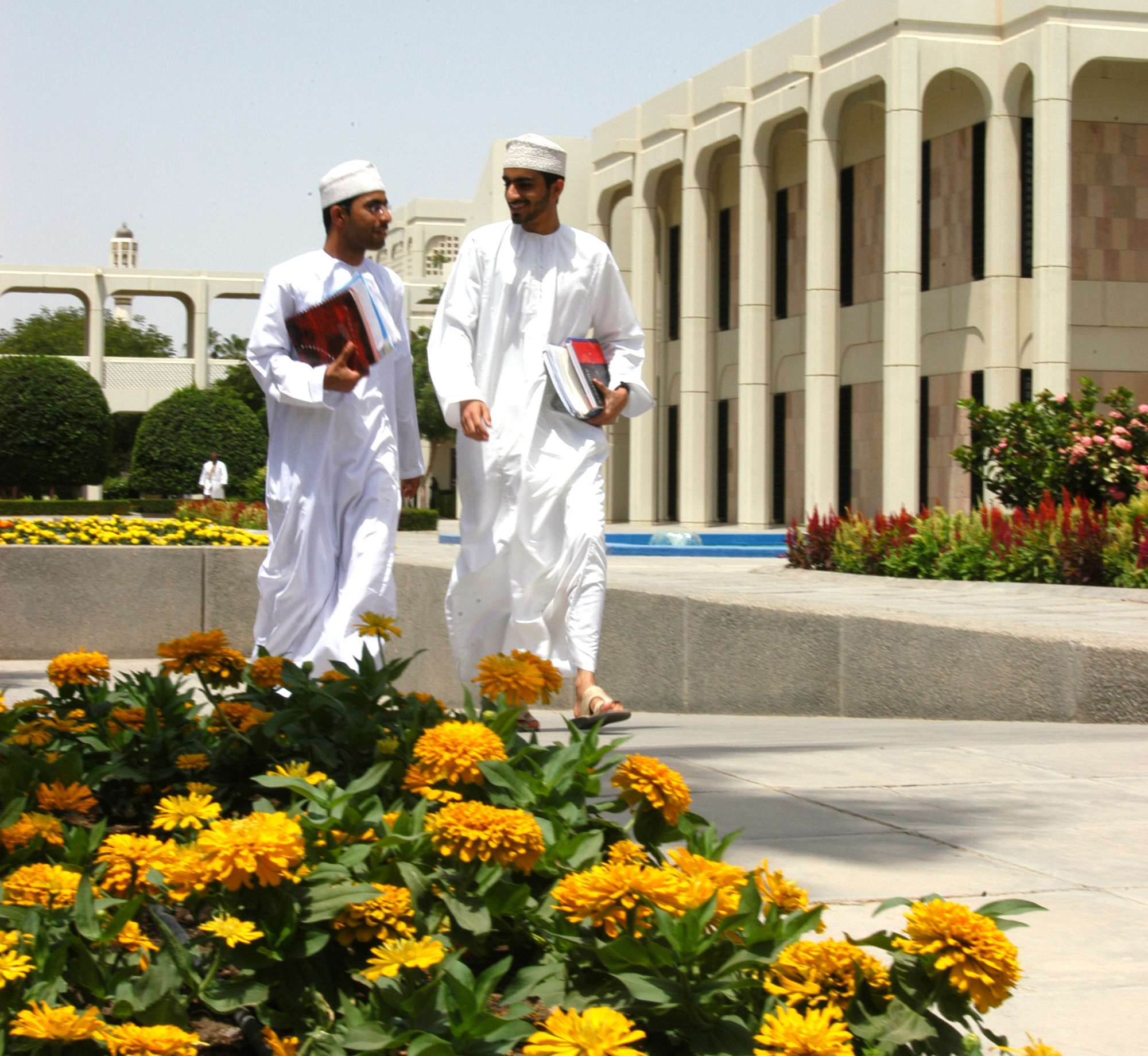 جامعة السلطان قابوس تستعد لاستقبال 3000 طالب وطالبة